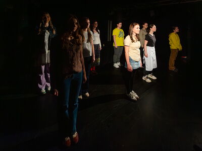 Szenenbild aus "Sinn" im Theater am Markt in Eisenach