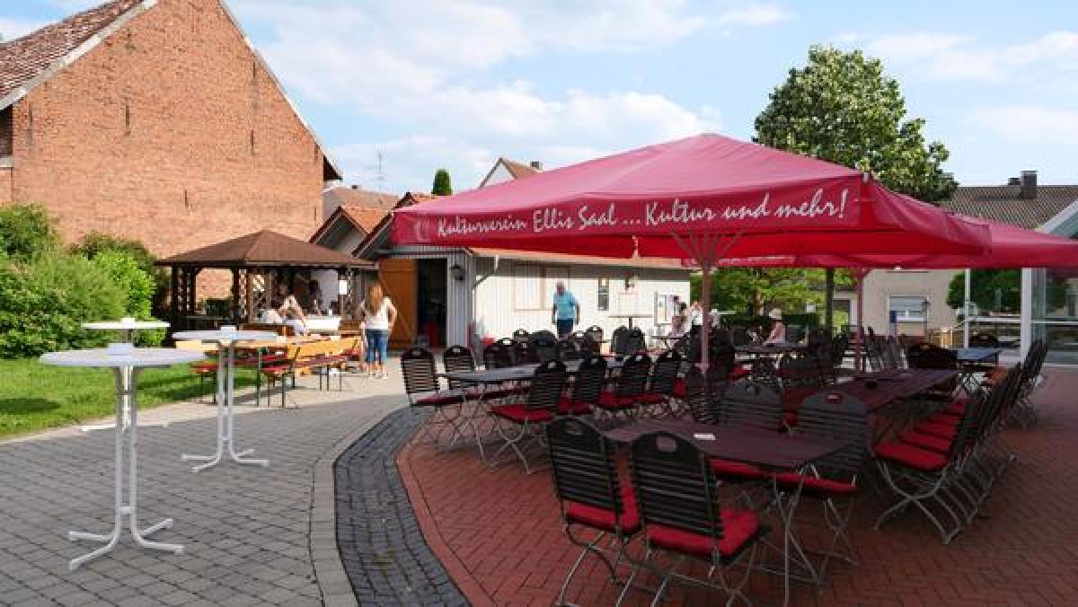 Bild zur Veranstaltung: Biergarten Ellis Saal